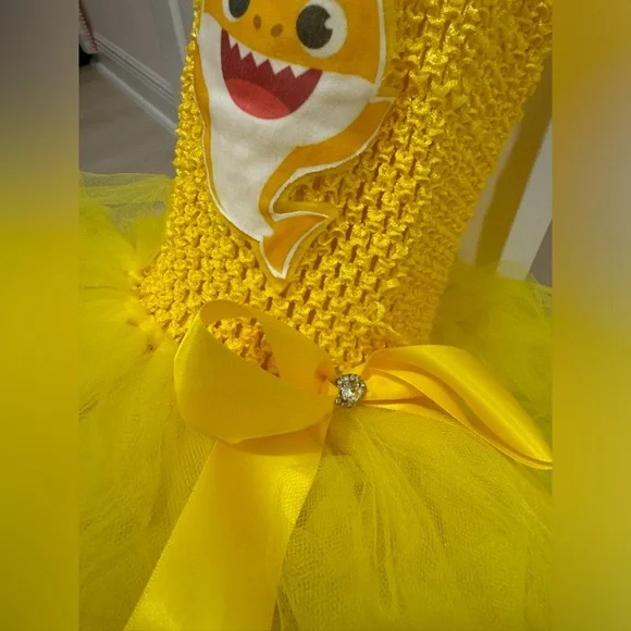 Baby Shark Tutu - Picture 7 of 9